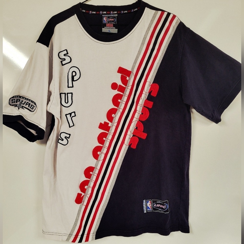 San Antonio Spurs NBA UNK Licensed Apparel Y2K Rare Retro T-Shirt Large/XL